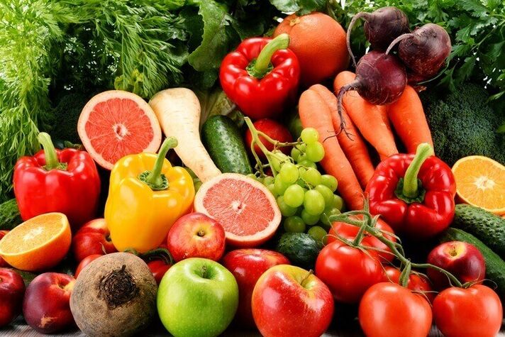 يمكن أن يشمل نظامك الغذائي اليومي لفقدان الوزن معظم الخضروات والفواكه